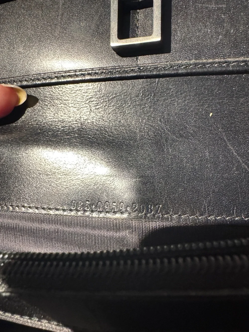 Vintage Gucci Black Leather Wallet - Picture 7 of 7